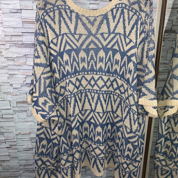 Oversized Cardigan - Picture 2 of 2